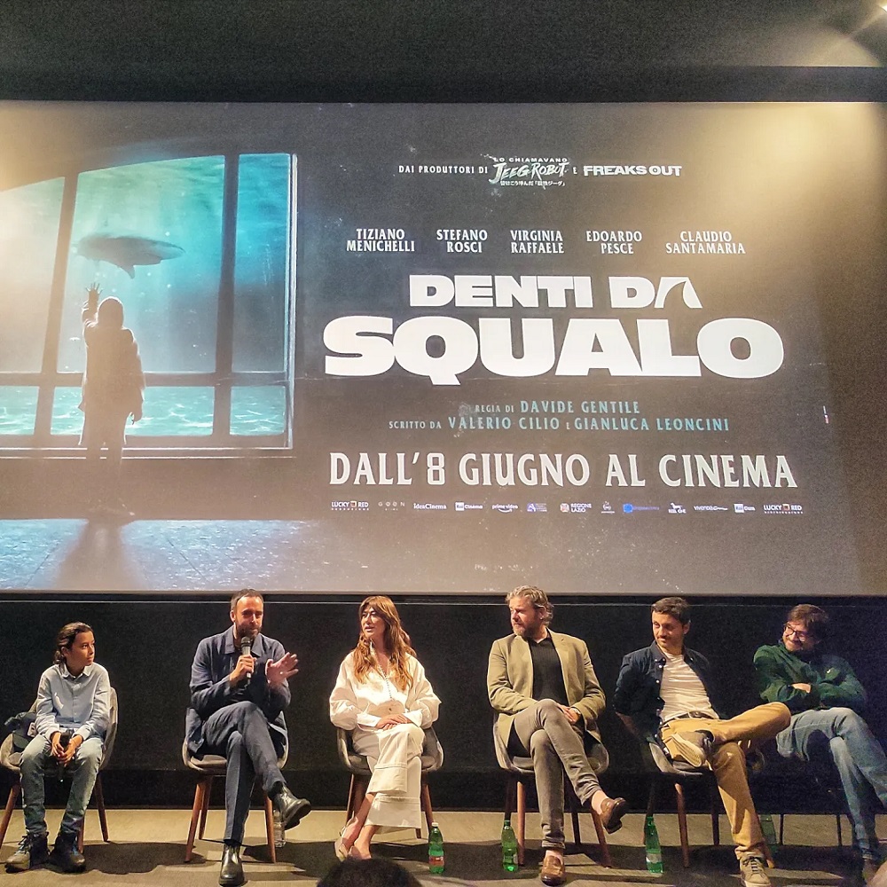 La conferenza stampa di Denti da&nbsp;Squalo